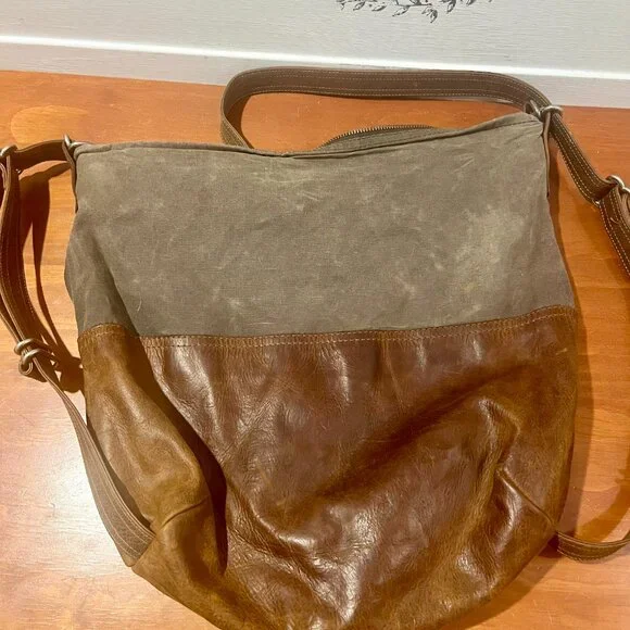 Rough & Tumble City Safari Double Zip - Picture 2 of 3